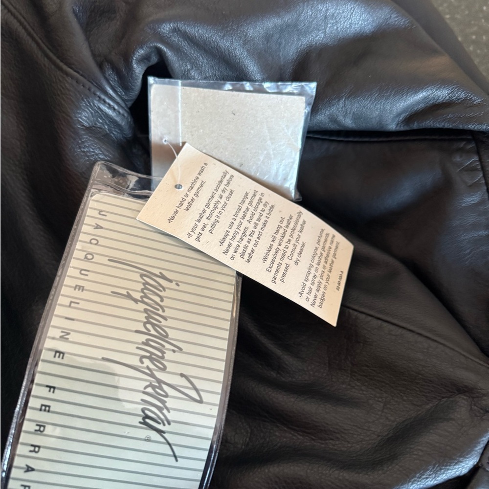 Jacqueline Ferrar Black Leather Trench Coat - Picture 5 of 10